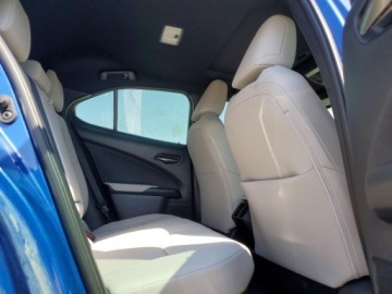 Lexus UX 2021 Lexus UX 250H 2021 2.0 Hybryda Plug-in 181KM, zdjęcie 10