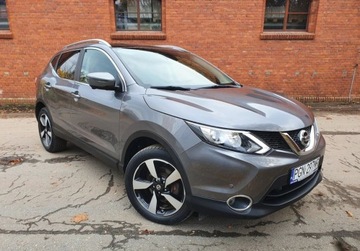 Nissan Qashqai II Crossover 1.5 dCi 110KM 2015 Nissan Qashqai Panorama Kamera 360 Hands Free GetHelp 1.5 Diesel