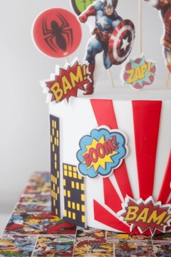 Zestaw Dekoracje na Tort Avengers Marvel 13 El. 2D