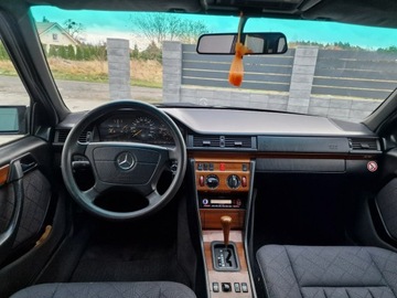 Mercedes Klasa E W210 1996 Mercedes E 220 BEZ KOROZJI *automat* bezwypadkowy, zdjęcie 6