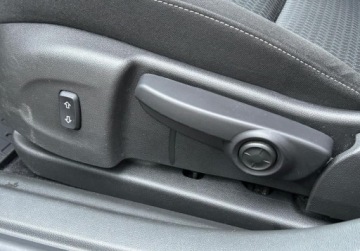 Opel Insignia II Grand Sport Facelifting 2.0 Diesel 174KM 2022 Opel Insignia Business Elegance, HUD, Tempomat, Kamera, Podgrzewane fotele, zdjęcie 35