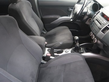Mitsubishi Outlander II 2.0 DID DOHC 140KM 2008 Mitsubishi Outlander 2.0 DI-D, Salon Polska, zdjęcie 8