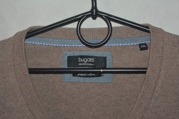 Sweter w serek Bugatti XXL
