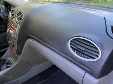 Ford Focus II Focus C-Max 1.6 i 16V Ti-VCT 115KM 2009 Ford Focus Ford Focus 1.6 Kombi Klimatyzacja KeyLess 1.6 Benzyna 116KM, zdjęcie 21