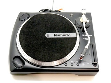 Gramofon Numark TT-1625 CZARNY