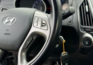 Hyundai ix35 SUV Facelifting 1.6 GDI 135KM 2014 Hyundai ix35 1,6 135KM Kamera Navi LED Climatronic Bezwypadkowy Dla wymaga, zdjęcie 33