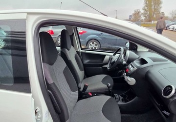 Toyota Aygo I Hatchback 5d Facelifting 1.0 VVT-i 68KM 2012 Toyota Aygo 1,0 Ben Klima Benzyna 68KM, zdjęcie 8