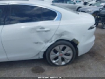Jaguar XE 2020 Jaguar XE 2020 Jaguar XE S AWD 2.0 Benzyna 247KM, zdjęcie 7