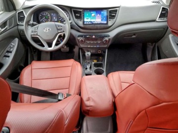 Hyundai Tucson III 2017 Hyundai Tucson 2017 HYUNDAI TUCSON LIMITED 2.0 Benzyna 164KM, zdjęcie 8