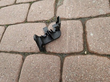 DRŽÁK DRŽÁKY KOLEKTORU VOLKSWAGEN GOLF 7 VII GTI 06K971497D