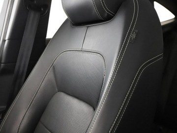 Jaguar E-Pace SUV 2.0 i4P 200KM 2019 Jaguar E-Pace 2.0T R-Dynamic HSE AWD Panorama Navi, zdjęcie 31