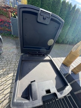 Подлокотник Додж Рам 2010 года.