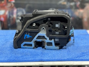 BMW E60 E90 F01 F10 F20 F25 F30 ZÁMEK SYSTEMOVY LEVÝ PŘEDNÍ 7 PIN 7229463