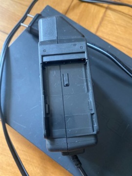 Адаптер зарядного устройства Hitachi MP-AC1A 7В 1,5А и 8,2В 0,5А для фотоаппаратов уникальный