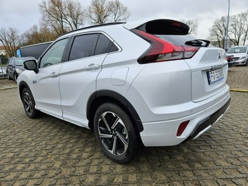 Mitsubishi Eclipse Cross SUV PHEV 2.4 188KM 2022 Mitsubishi Eclipse Cross PHEV 2.4 benzyna+ hybryda, zdjęcie 3