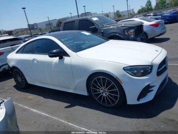 Mercedes Klasa E W213 2022 Mercedes-Benz Klasa E 450 2022 3.0l 3.0 Benzyna 362KM, zdjęcie 6