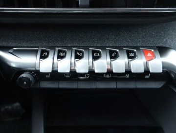 Peugeot 3008 II Crossover 1.2 PureTech 130KM 2020 Peugeot 3008 1.2 PureTech, Salon Polska, zdjęcie 15