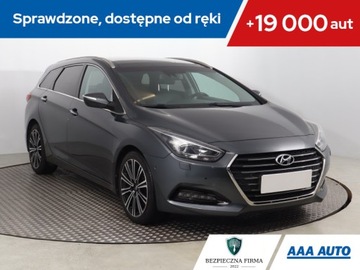 Hyundai i40 Kombi Facelifting 2.0 GDI 165KM 2016 Hyundai i40 2.0 GDI, Automat, Skóra, Navi, Xenon