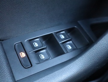 Skoda Octavia III Kombi Facelifting 2.0 TDI 150KM 2019 Skoda Octavia 2.0 TDI, Salon Polska, zdjęcie 19