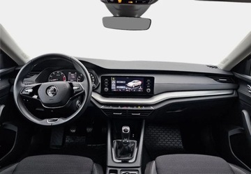 Skoda Octavia IV Liftback 1.5 TSI EVO 150KM 2022 Skoda Octavia Pakiet Zimowy - Czujniki - Kamera - I wlasciciel - Salon PL, zdjęcie 22