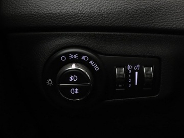 Jeep Compass II SUV 1.4 Multiair 170KM 2017 Jeep Compass Limited automat 4x4 170KM panorama, zdjęcie 33