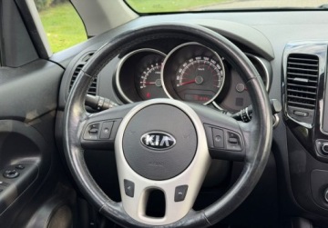 Kia Venga Mikrovan 1.4 DOHC CVVT 90KM 2015 Kia Venga 1.4 90KM Navi Panorama Kamera KEY Bezwypadkowy Dla wymagajacy, zdjęcie 17