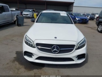 Mercedes Klasa C W205 2019 Mercedes-Benz Klasa C MERCEDES-BENZ C 300 2.0 Benzyna 255KM, zdjęcie 7