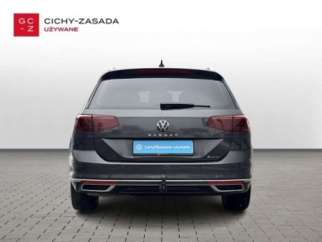 Volkswagen Passat B8 Variant Facelifting 2.0 TDI SCR 200KM 2022 Volkswagen Passat TDI 4Motion 200KM Elegance DSG LED Matrix Harman Kard, zdjęcie 3