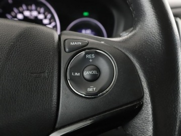 Honda HR-V II SUV 1.5 i-VTEC 130KM 2016 Honda HR-V Elegance PDC grzane fotele klima-auto., zdjęcie 25