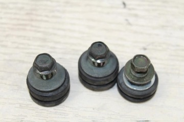 YAMAHA FZS600 FAZER RJ025 РЕЗИНОВЫЕ КРОНШТЕЙНЫ ВОДЯНОГО РАДИАТОРА