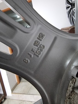 KOLA BMW SERIE 3/4 F30 F31 F32 F33 19 PALCŮ ZIMNÍ CONTINENTAL