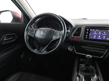 Honda HR-V II SUV 1.5 i-VTEC 130KM 2016 Honda HR-V Executive panorama navi kamera grzane, zdjęcie 15