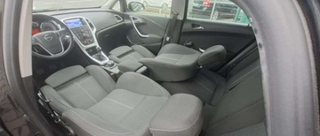 Opel Astra J Hatchback 5d 1.4 Turbo ECOTEC 140KM 2011 Opel Astra Opel Astra 1.4 Turbo Sport 1.4 Benzyna 140KM, zdjęcie 16