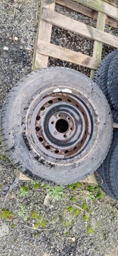 FORD RANGER KOLO REZERVY 265/65 R17 LEVNĚ