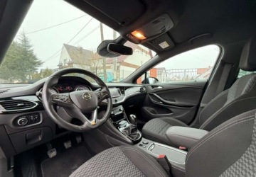 Opel Astra K Hatchback 5d 1.4 Turbo 125KM 2016 Opel Astra Opel Astra 1.4 Turbo StartStop 120 Jahre 1.4 Benzyna 125KM, zdjęcie 15