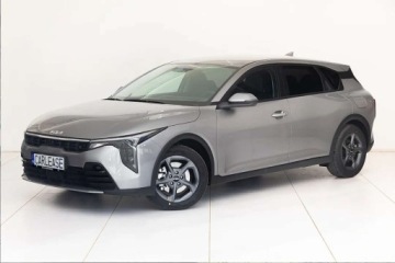 Kia 2025 Kia K4 WIN-Pakiet Zimowy 7DCT Kamera cofania ISOFIX 1.6 Benzyna, zdjęcie 4