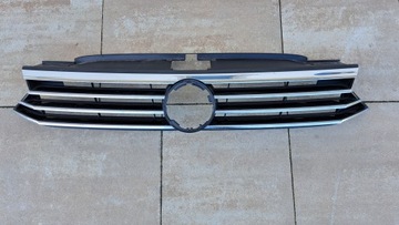 VW Passat B8 grill