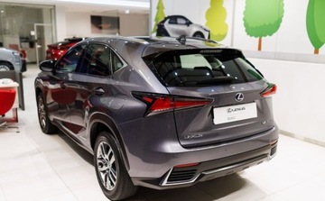 Lexus NX I SUV Facelifting 300h 197KM 2019 Lexus NX 300h Optimum AWD 2.5 Hybryda 197KM, zdjęcie 3