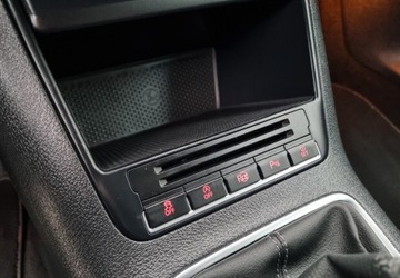 Volkswagen Tiguan I SUV 2.0 TDI CR DPF BlueMotion 140KM 2011 Volkswagen Tiguan 2,0 TDI CR 140KM 6-Biegow Klima 2.0 Diesel 140KM, zdjęcie 27