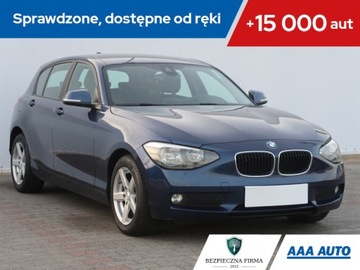 BMW Seria 1 F20-F21 Hatchback 5d 116i 136KM 2012 BMW 1 116i, Navi, Klima, Tempomat, Parktronic