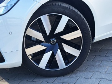 Volvo V90 II Plug-In Facelifting 2.0 T6 Plug-In Hybrid 350KM 2024 Volvo V90 V90 T6 Plug-In | AWD | Plus Dark | ASO |, zdjęcie 35