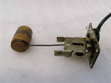 Porsche 911 993 Датчик уровня масла 99364105100 Бак