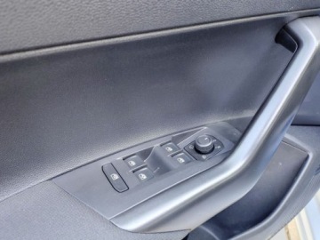 Volkswagen Polo VI Hatchback 5d Facelifting 1.0 TSI 95KM 2022 Volkswagen Polo Kamera Cofania Podgrzewane fotele Salon Polska Benzyna, zdjęcie 8