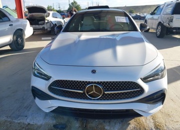 Mercedes CLE Coupe 3.0 450 381KM 2024 Mercedes-Benz CLE MERCEDES-BENZ CLE 450 4MATIC 3.0 Benzyna 380KM, zdjęcie 7