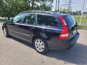 Volvo V50 1.8 125KM 2005 Volvo V50 1.8i zadbany Bezwypadkowy 1.8 Benzyna 125KM, zdjęcie 2