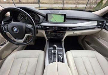 BMW X5 F15 SUV xDrive40e 313KM 2016 BMW X5 F15 X-DRIVE 4.0E LOUNGE PLUS 313ps HYBRID 2.0 Hybryda Plug-in, zdjęcie 24