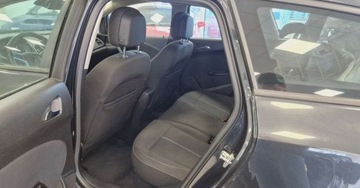 Opel Astra J Sports Tourer Facelifting 1.7 CDTI ECOTEC 110KM 2014 Opel Astra 1.7 CDTI 110KM Bogata wersja 1.7 Diesel 110KM, zdjęcie 10