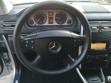 Mercedes Klasa B W245 180 CDI 109KM 2008 Mercedes B 180 1.8 CDI 109KM Klimatronic Isofix, zdjęcie 13