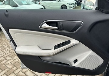 Mercedes GLA I Off-Roader Facelifting 1.6 180 122KM 2018 Mercedes-Benz GLA 1,6 Benzyna 122 KM Automat GWARANCJA Zamiana Zarejestrow, zdjęcie 18