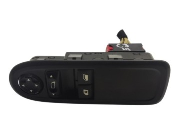 PANEL Fensterschalter links vorne CITROEN C3 II 2009-2013 96637530XT